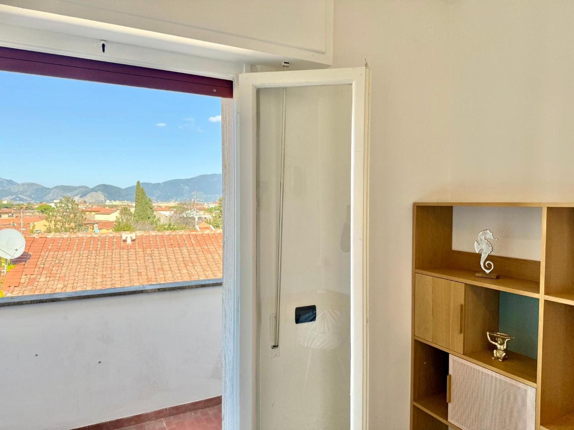 Attico Terrazza Vista Panoramica Lungarni Pisani Apartment Exterior photo